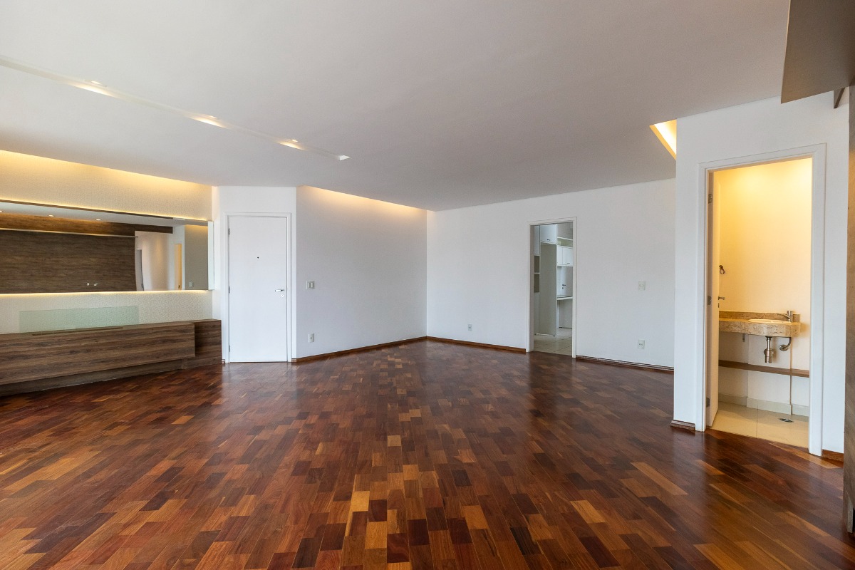 Apartamento à venda com 3 quartos, 127m² - Foto 3