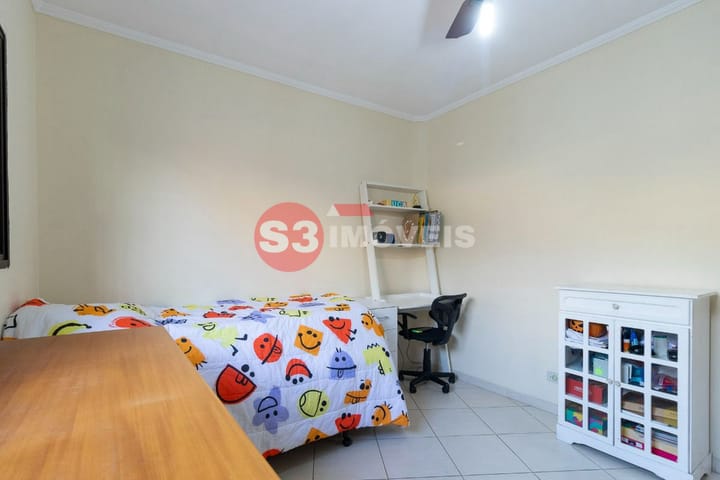 Casa à venda com 3 quartos, 184m² - Foto 8