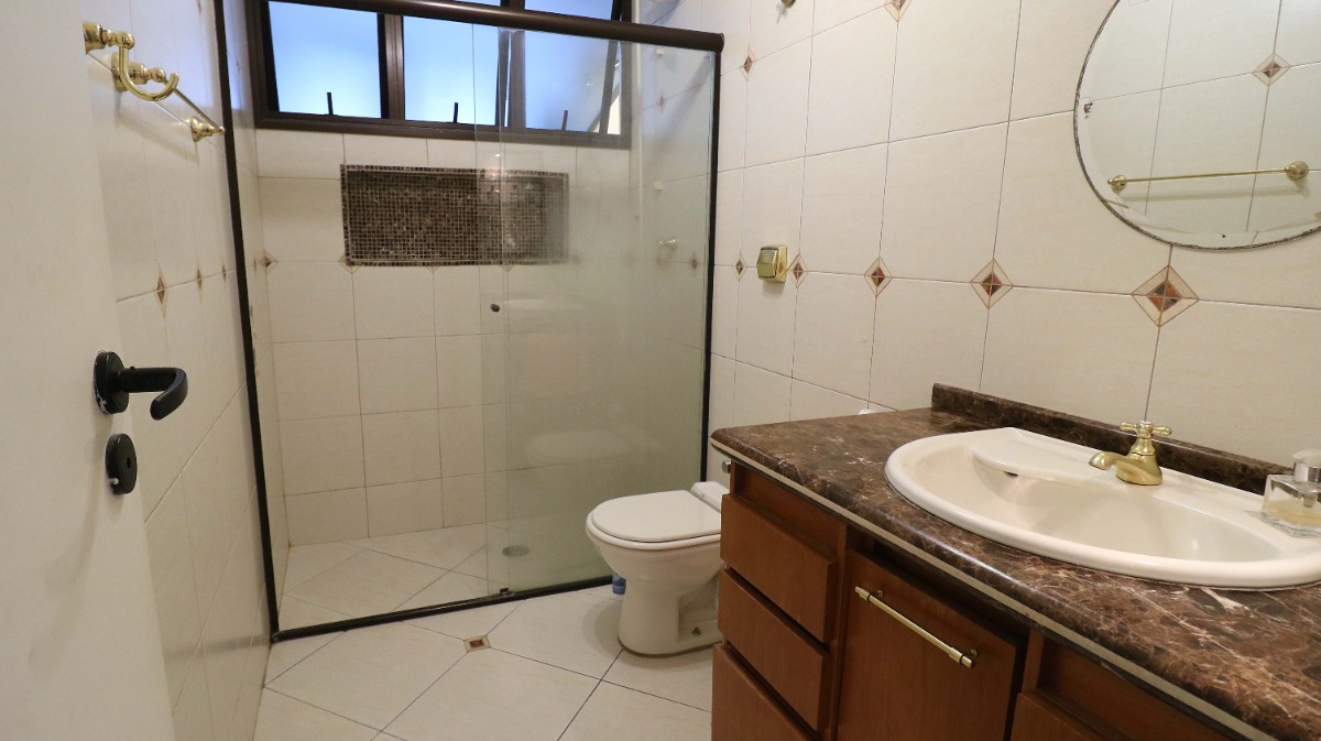 Apartamento à venda com 3 quartos, 117m² - Foto 4