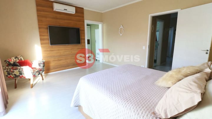 Casa à venda com 3 quartos, 190m² - Foto 25