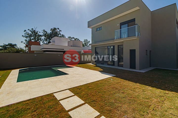 Casa de Condomínio à venda com 4 quartos, 246m² - Foto 37