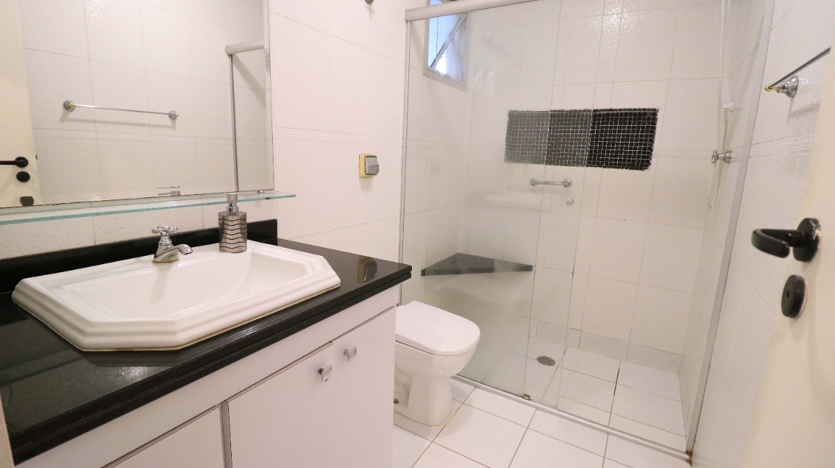 Apartamento à venda com 3 quartos, 117m² - Foto 8