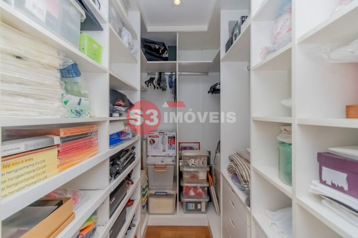 Apartamento à venda com 3 quartos, 184m² - Foto 17