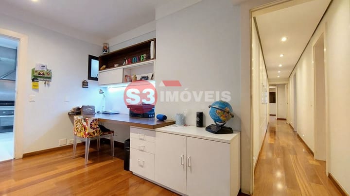 Apartamento à venda com 4 quartos, 246m² - Foto 9