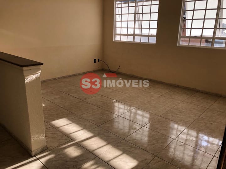 Casa à venda e aluguel com 5 quartos, 250m² - Foto 10