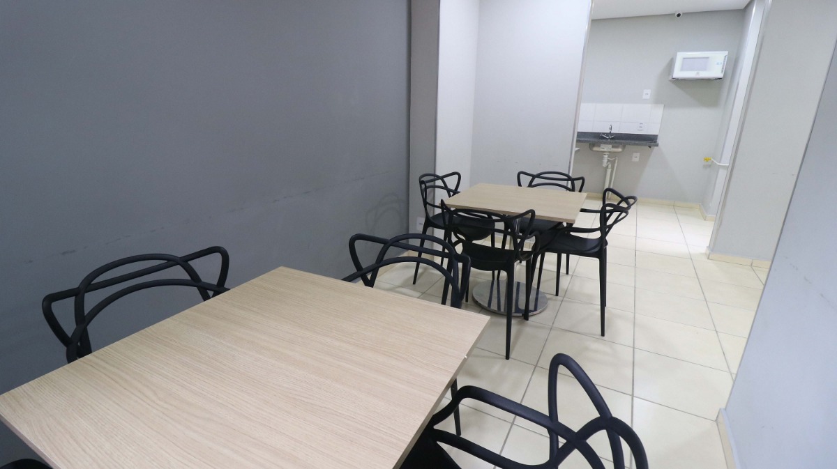 Apartamento à venda com 2 quartos, 33m² - Foto 21