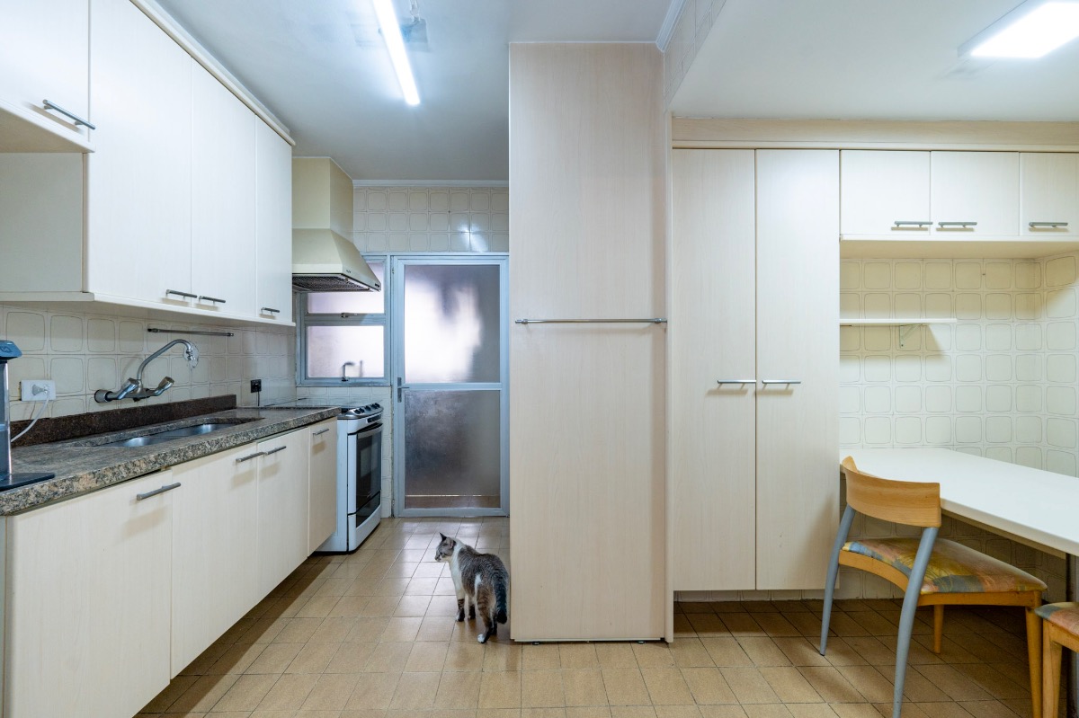 Apartamento à venda com 4 quartos, 166m² - Foto 12