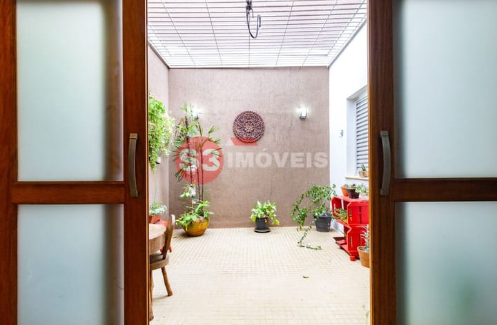 Casa à venda com 3 quartos, 230m² - Foto 14