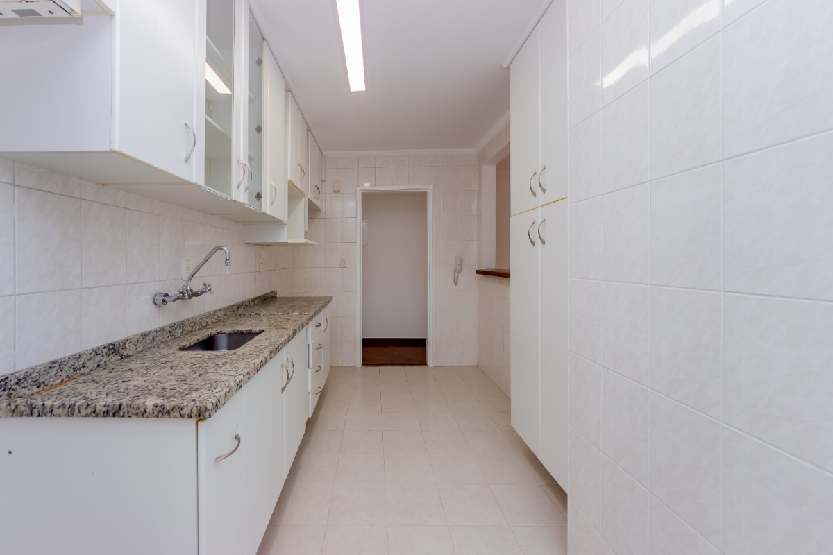 Apartamento à venda com 2 quartos, 68m² - Foto 8