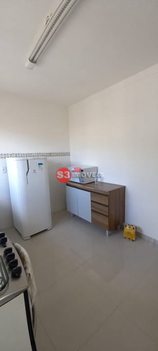 Casa à venda com 2 quartos, 90m² - Foto 11