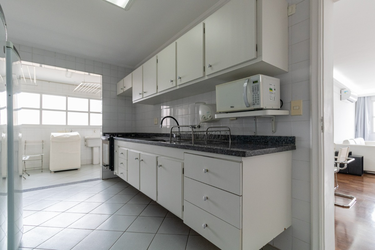 Apartamento à venda com 3 quartos, 128m² - Foto 34