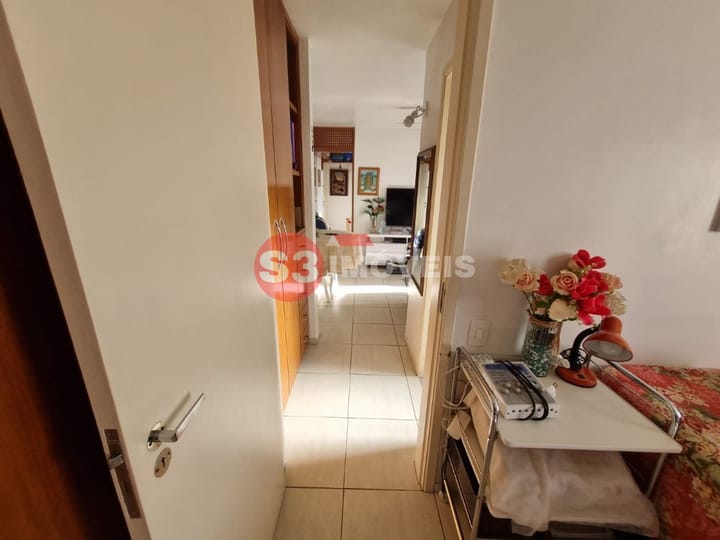 Apartamento à venda com 1 quarto, 50m² - Foto 12