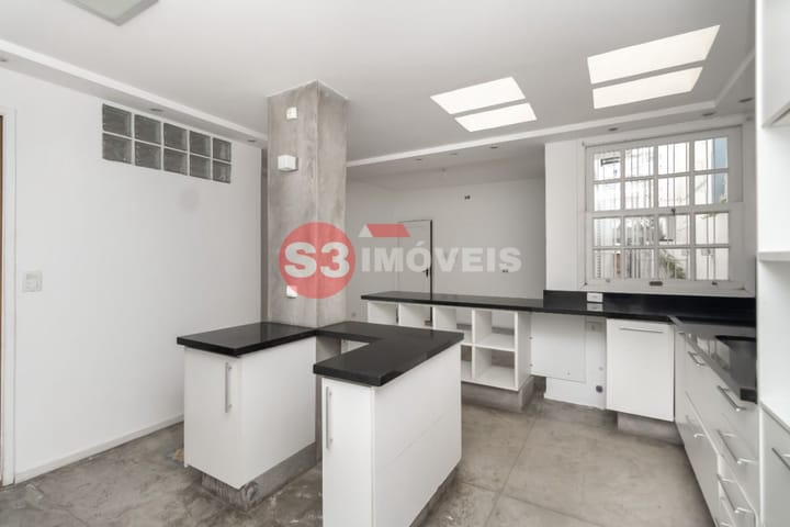 Casa à venda com 2 quartos, 180m² - Foto 10