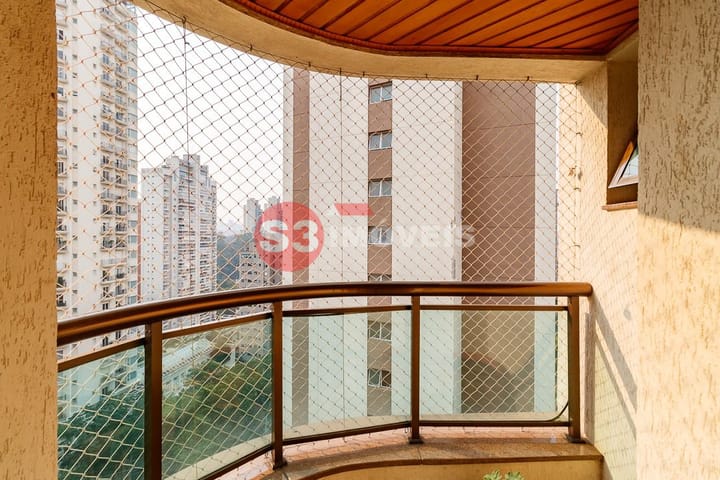 Apartamento à venda com 3 quartos, 225m² - Foto 17