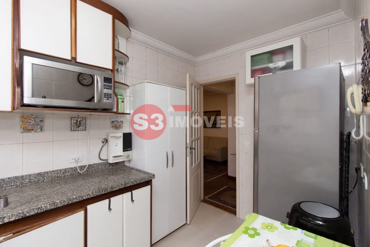 Apartamento à venda com 3 quartos, 97m² - Foto 25