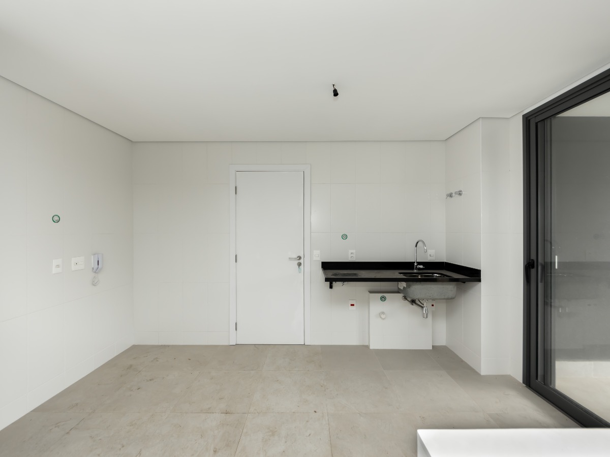 Apartamento à venda com 2 quartos, 142m² - Foto 11