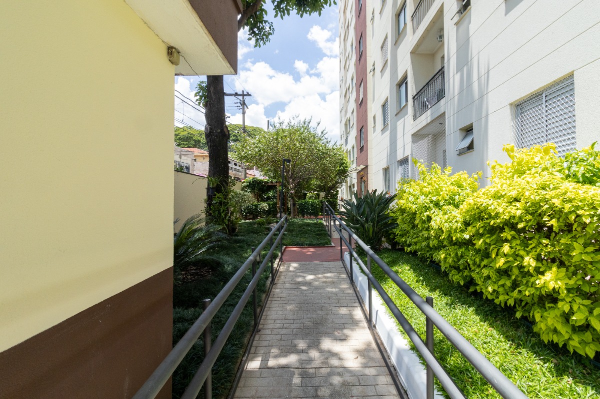 Apartamento à venda com 2 quartos, 50m² - Foto 40