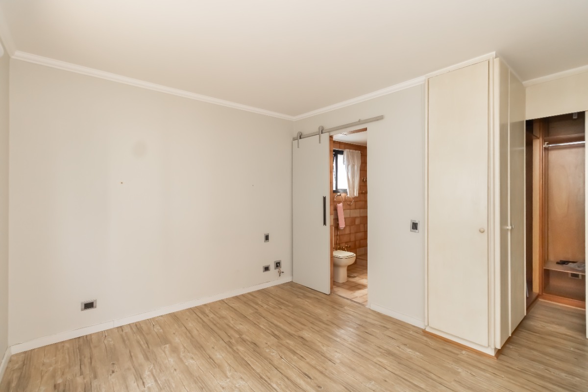 Apartamento à venda com 3 quartos, 136m² - Foto 21