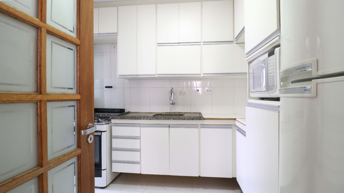 Apartamento à venda com 3 quartos, 72m² - Foto 12