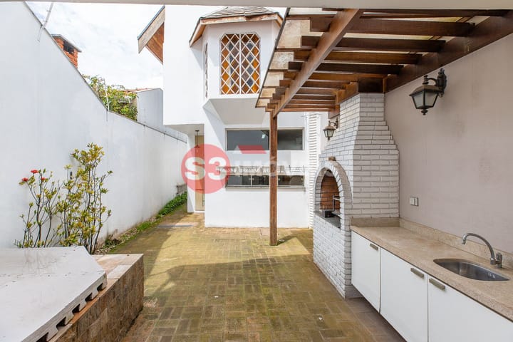 Casa à venda com 4 quartos, 230m² - Foto 23