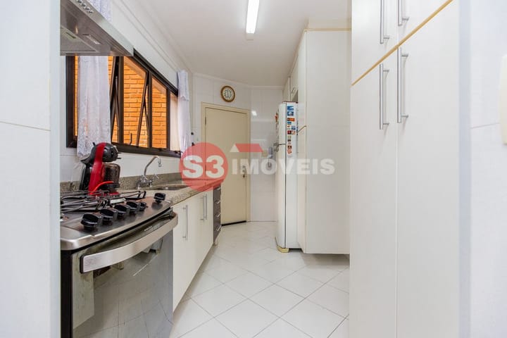 Apartamento à venda com 3 quartos, 110m² - Foto 15