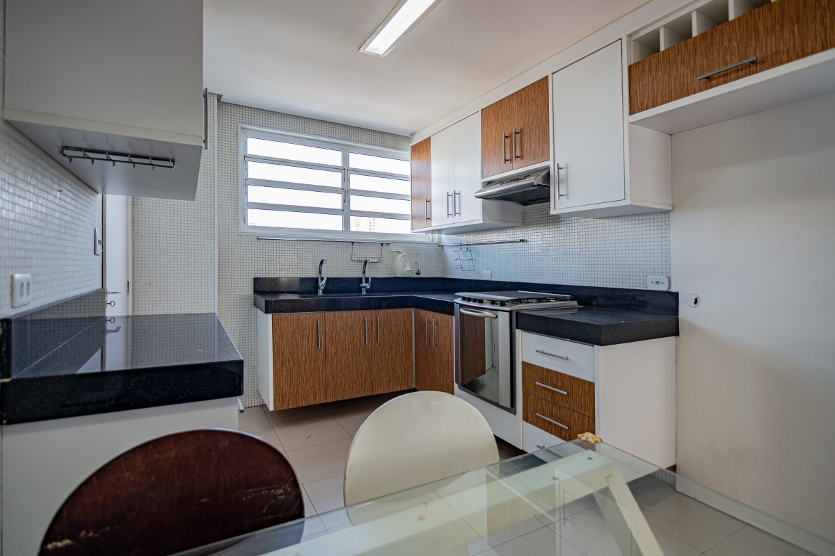 Apartamento à venda com 4 quartos, 180m² - Foto 50