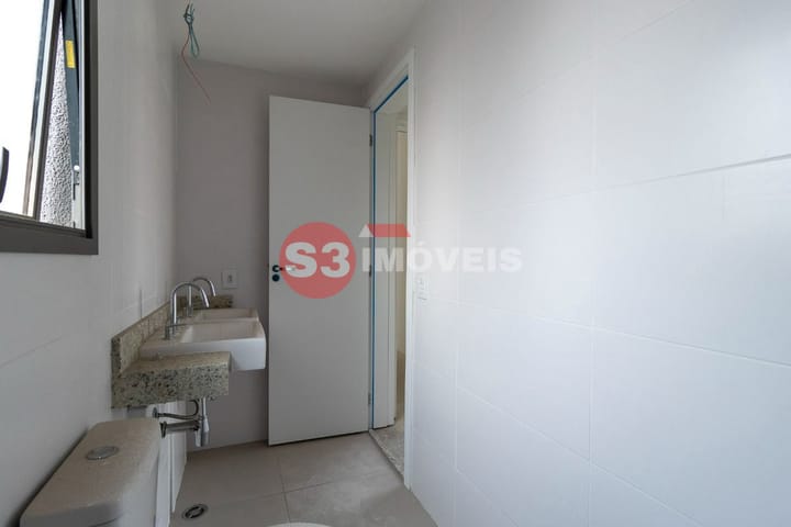 Apartamento à venda com 2 quartos, 75m² - Foto 12