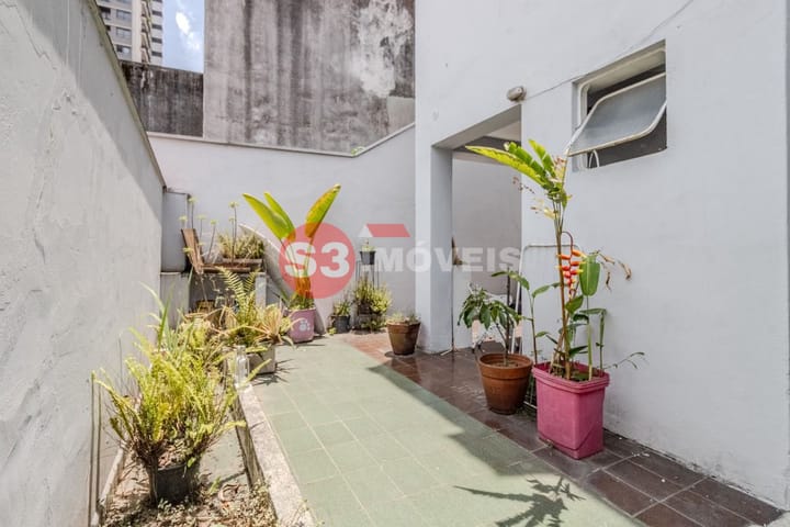 Casa à venda com 5 quartos, 200m² - Foto 23