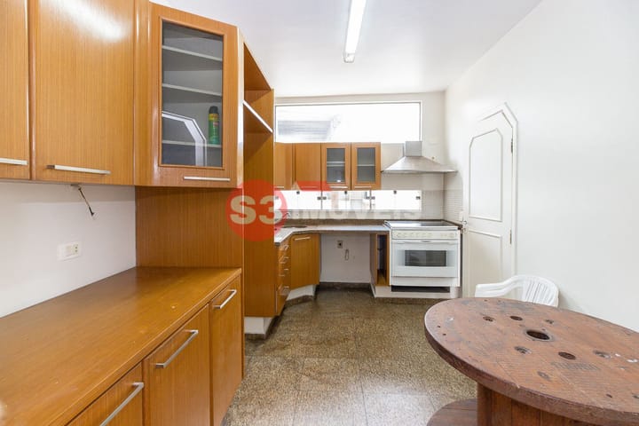 Casa à venda com 4 quartos, 230m² - Foto 17