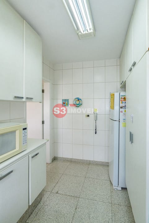 Apartamento à venda com 3 quartos, 201m² - Foto 15