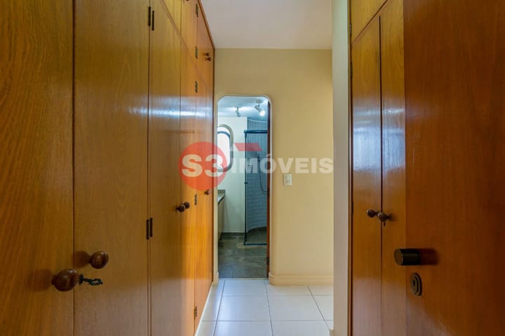 Apartamento à venda com 3 quartos, 177m² - Foto 18