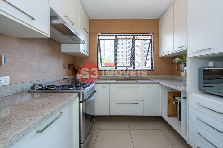 Apartamento à venda com 3 quartos, 184m² - Foto 56