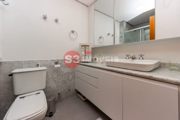 Apartamento à venda com 4 quartos, 223m² - Foto 9