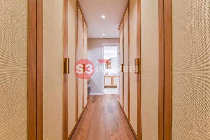 Apartamento à venda com 3 quartos, 149m² - Foto 35