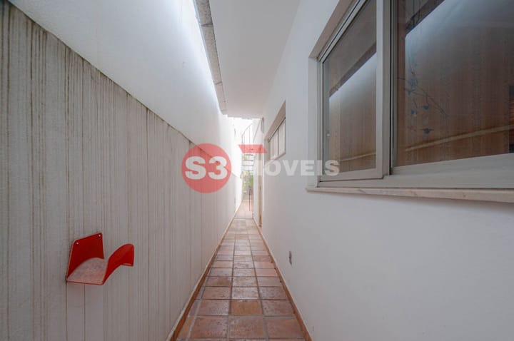 Casa à venda com 4 quartos, 216m² - Foto 49