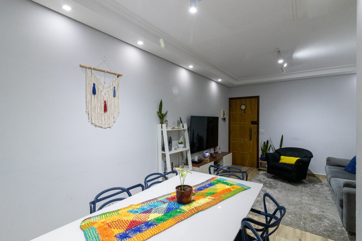 Apartamento à venda com 3 quartos, 73m² - Foto 6