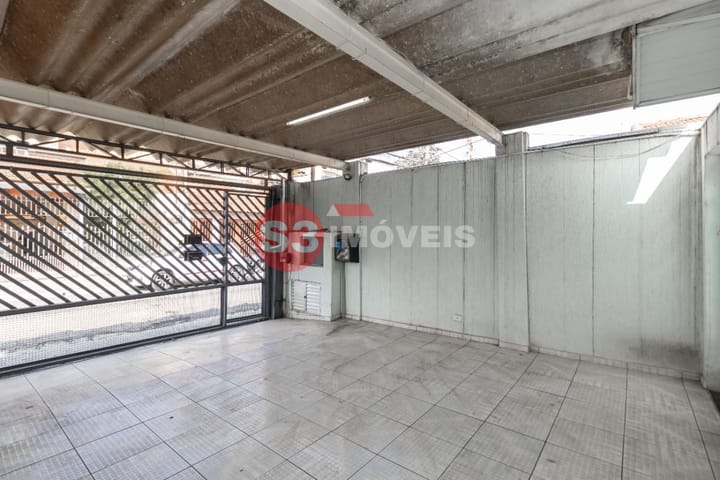 Casa à venda com 4 quartos, 170m² - Foto 2