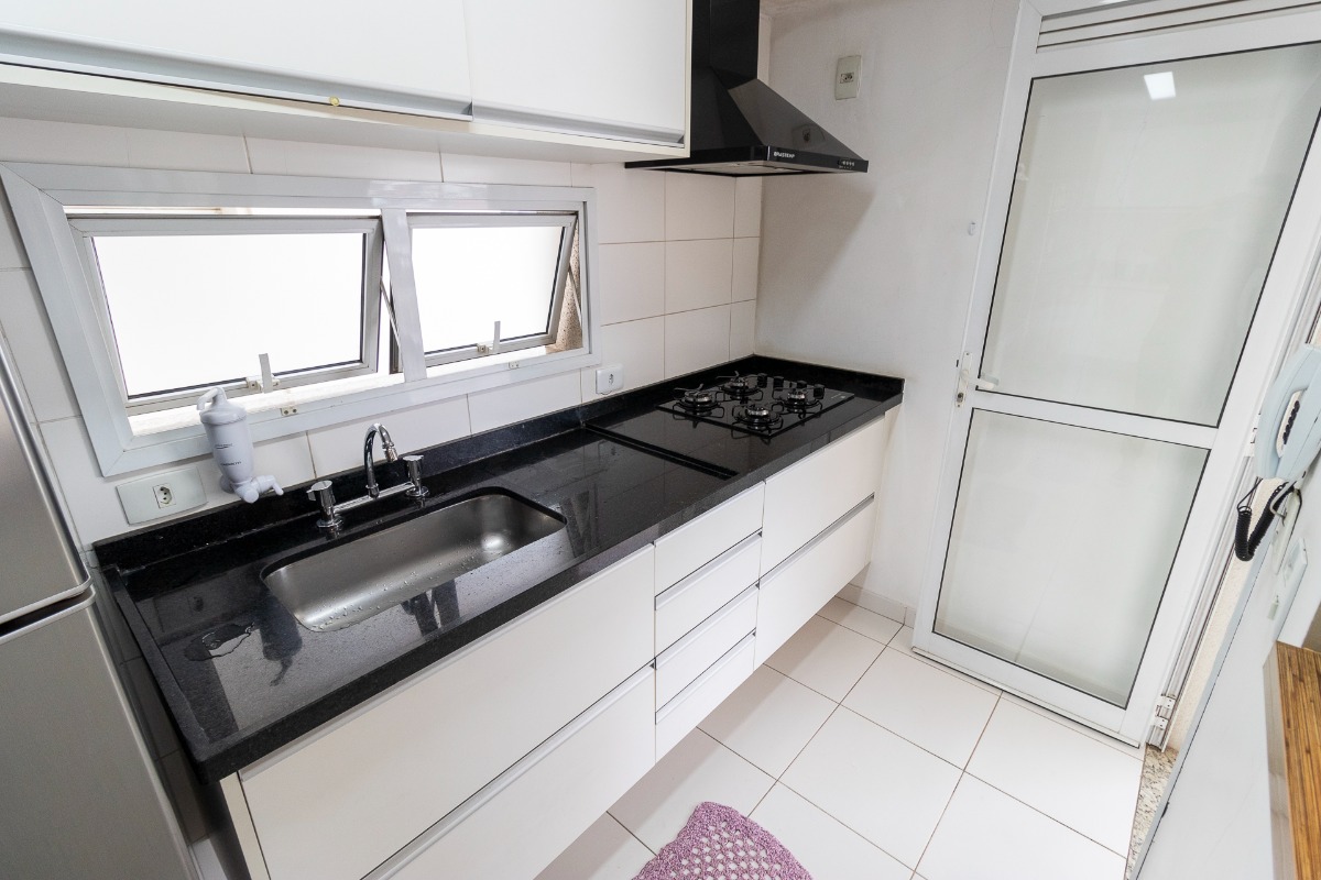 Apartamento à venda com 2 quartos, 108m² - Foto 6