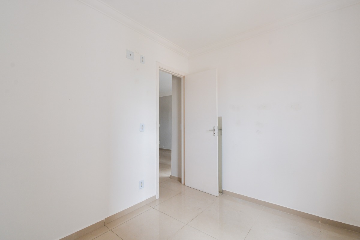 Apartamento à venda com 2 quartos, 57m² - Foto 20