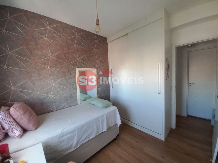 Apartamento à venda com 2 quartos, 76m² - Foto 17