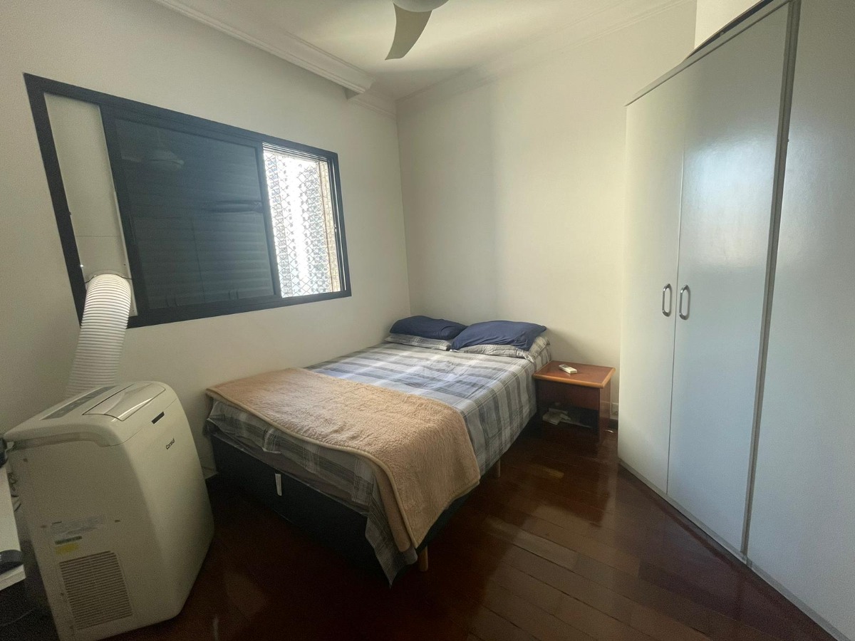 Apartamento à venda com 3 quartos, 165m² - Foto 15