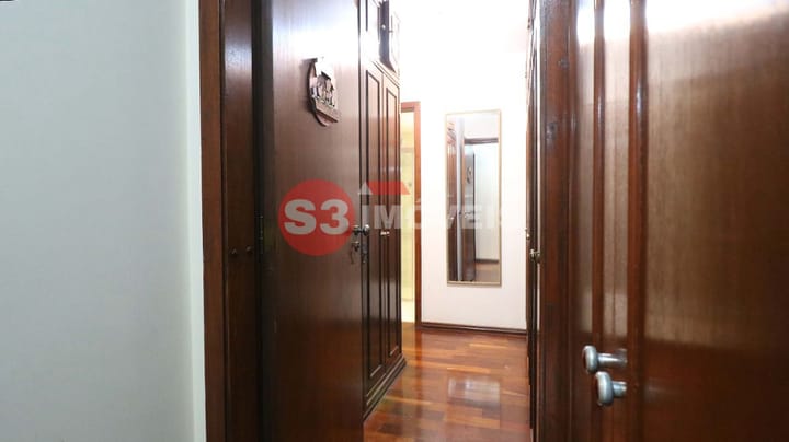 Apartamento à venda com 3 quartos, 200m² - Foto 25