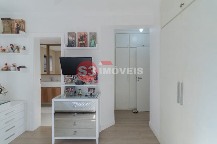 Apartamento à venda com 4 quartos, 250m² - Foto 22