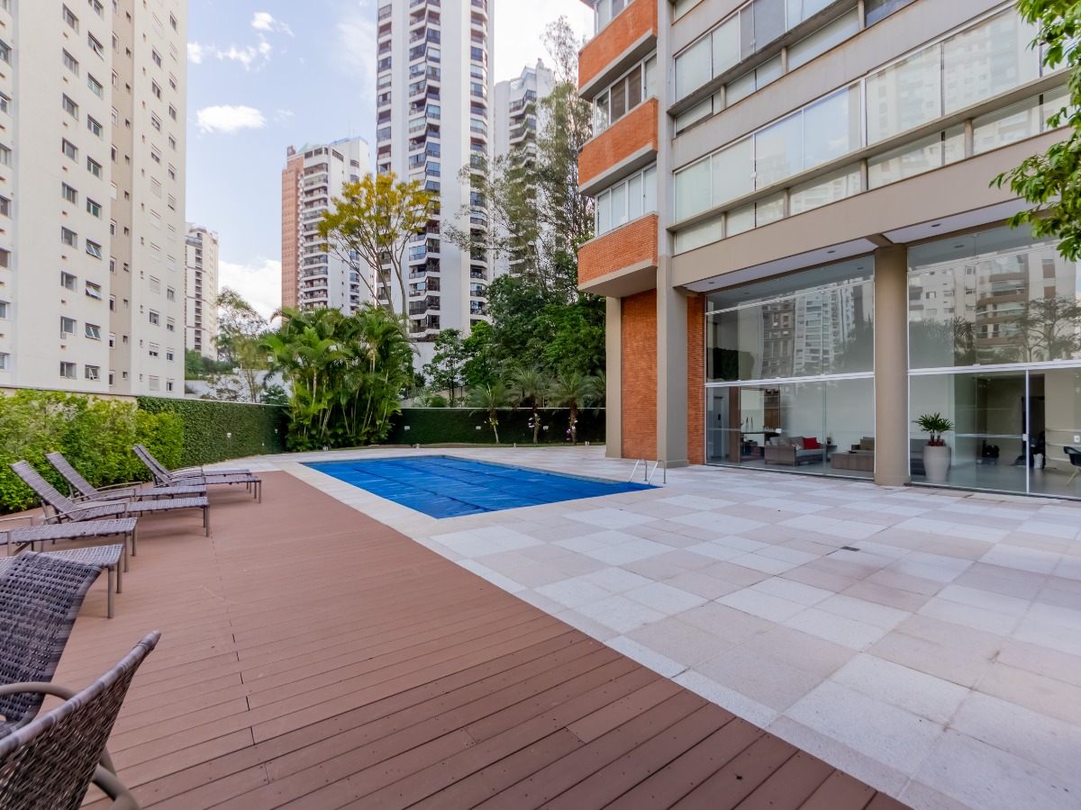 Apartamento à venda com 4 quartos, 273m² - Foto 32