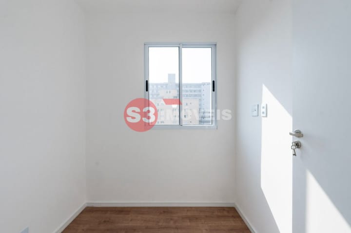 Apartamento à venda com 2 quartos, 30m² - Foto 22