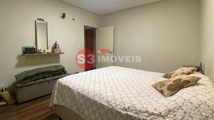 Casa à venda com 4 quartos, 300m² - Foto 61