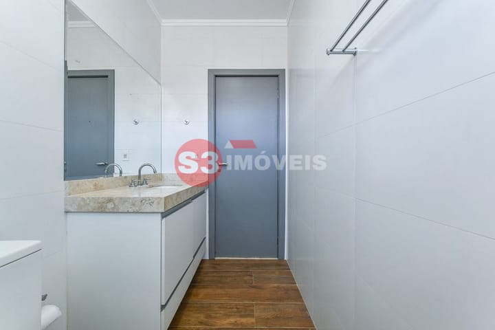 Casa à venda com 4 quartos, 240m² - Foto 29