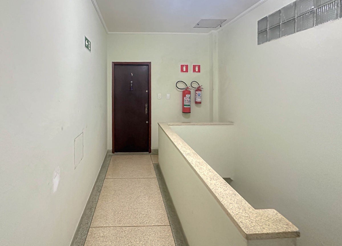 Apartamento à venda com 2 quartos, 106m² - Foto 6