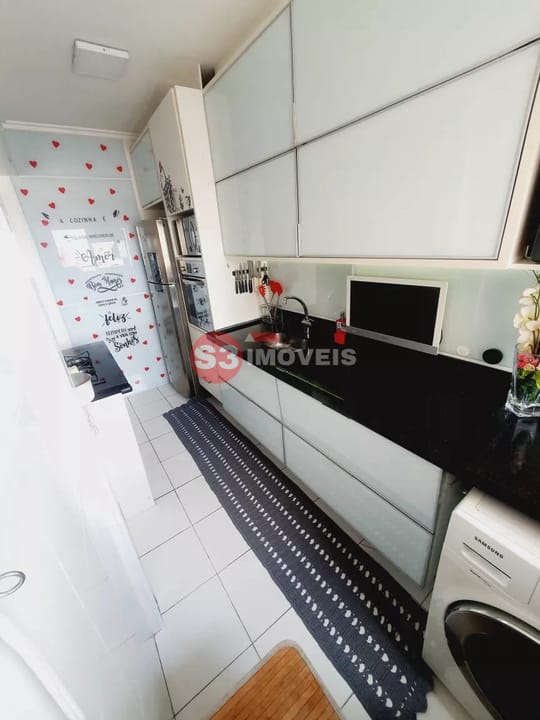 Apartamento à venda com 2 quartos, 61m² - Foto 6