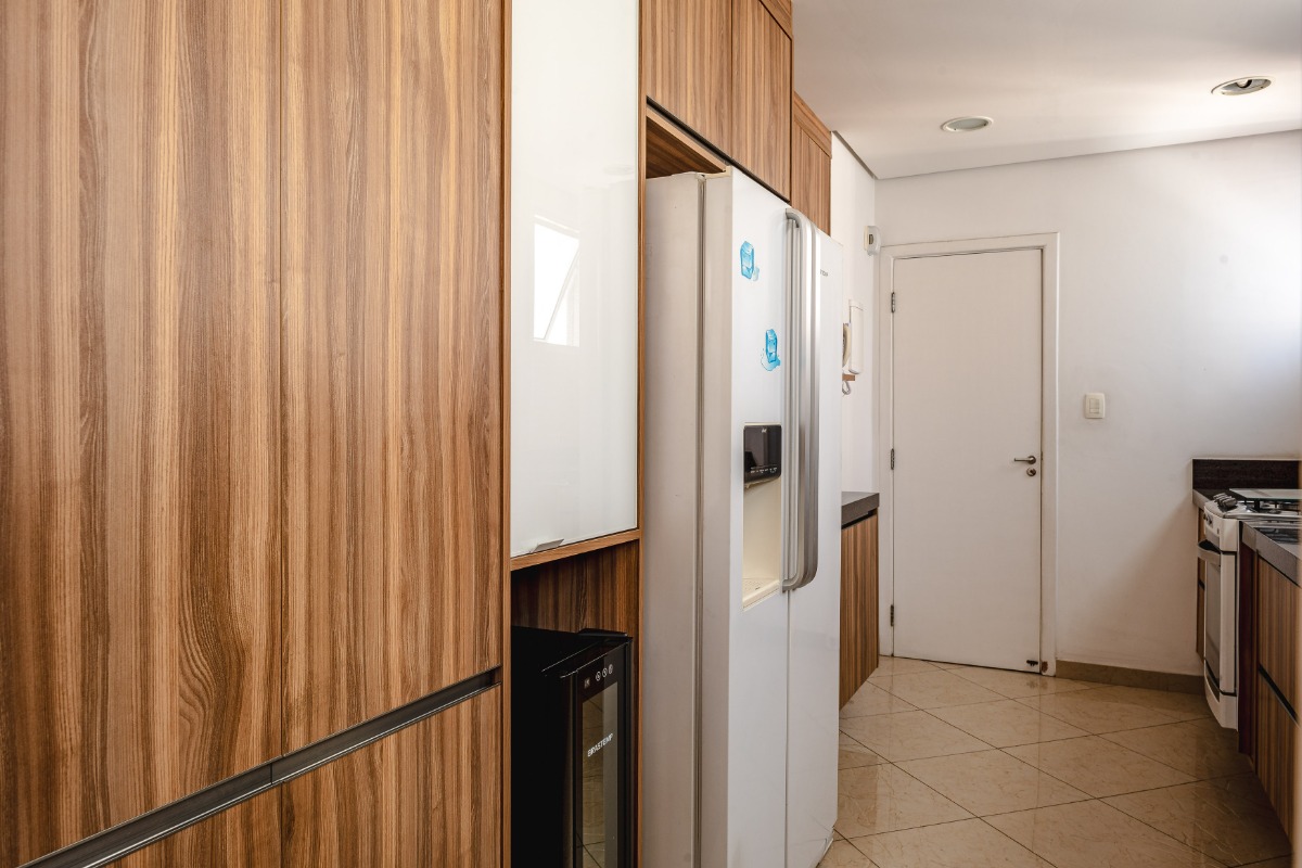 Apartamento à venda com 3 quartos, 120m² - Foto 47